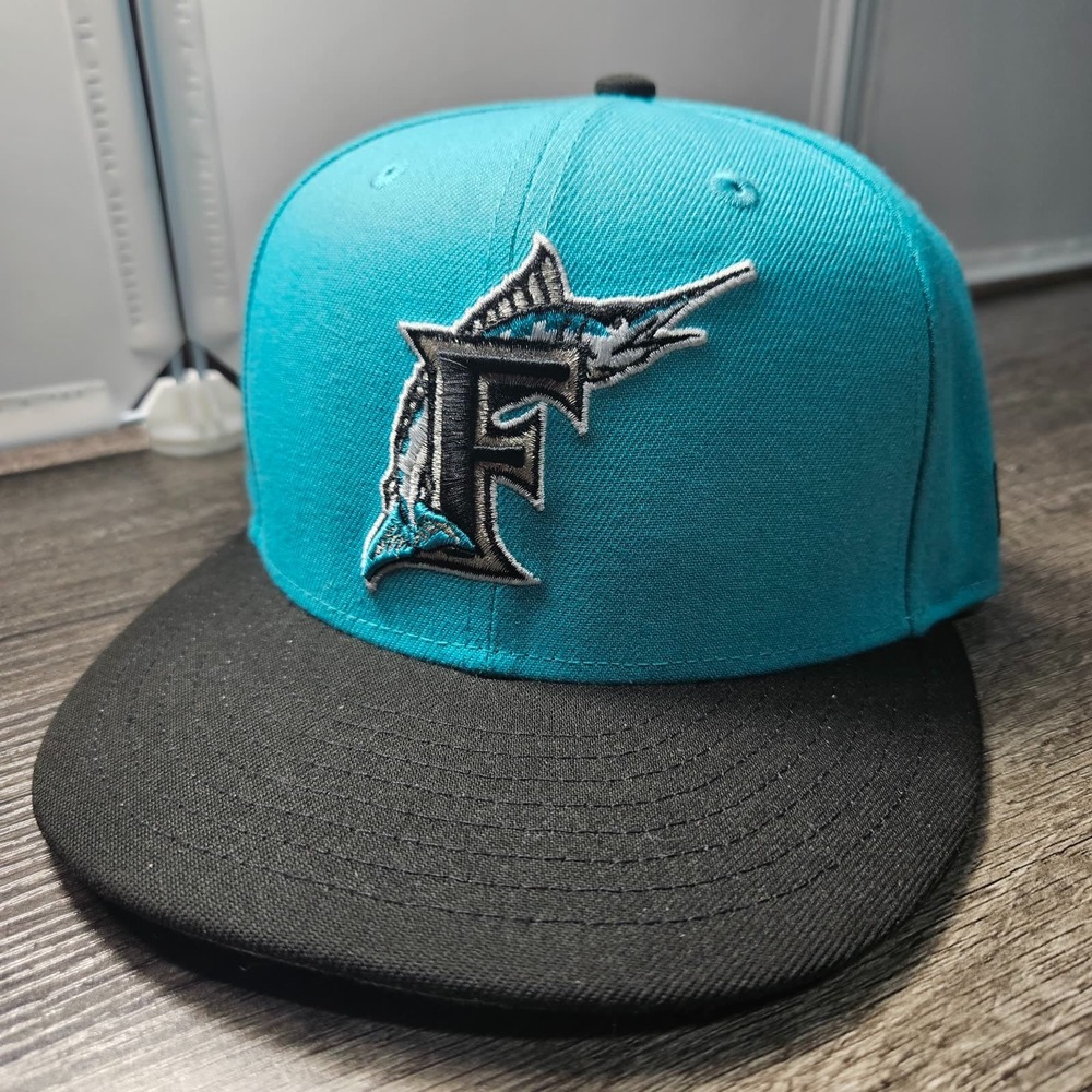 Florida Marlins New Era 9FIFTY Snapback Teal Black Cooperstown Side Patch New